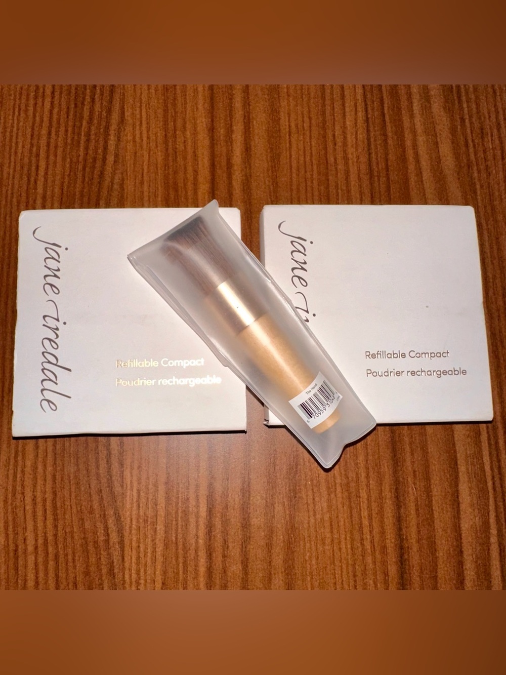 Jane Iredale Refillable Compact/Brush Bundle